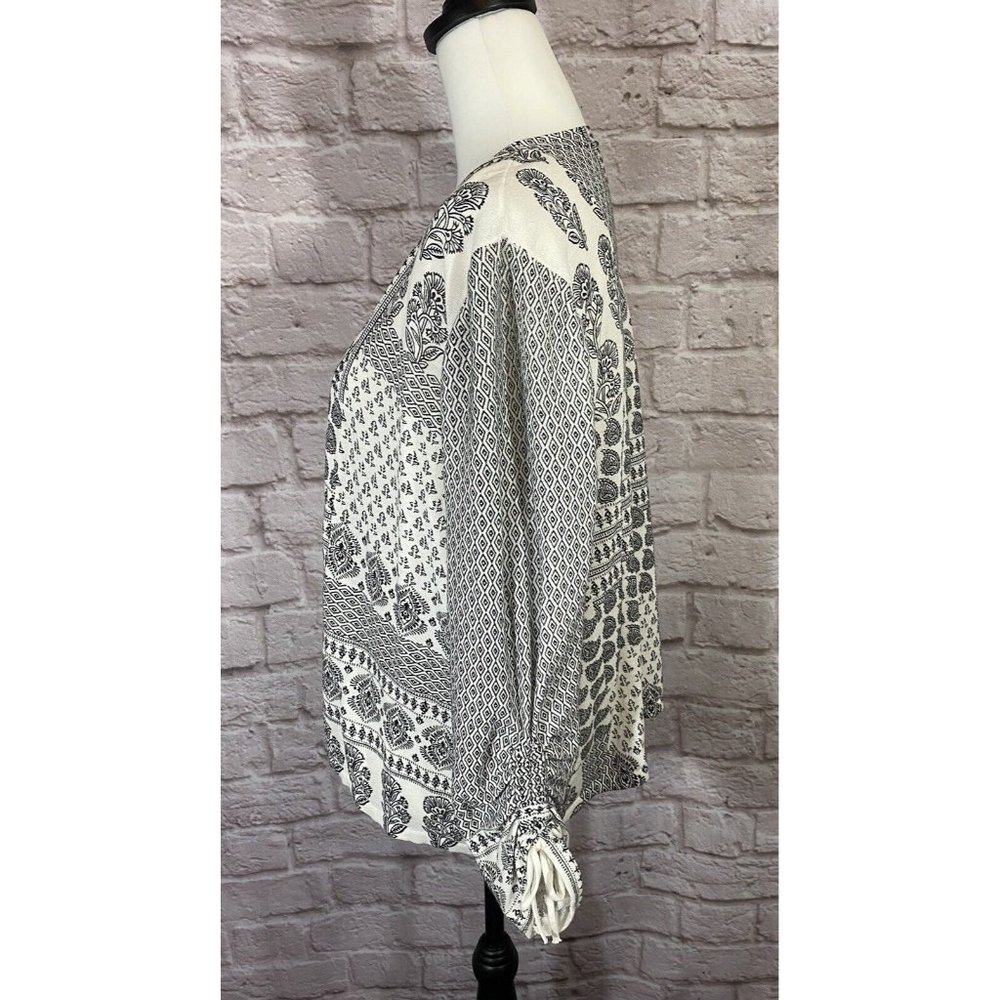 CHICOS Cardigan Sweater 3 XL Black White Handkerchief Print Ruched Sleeve 9424 - Picture 3 of 9